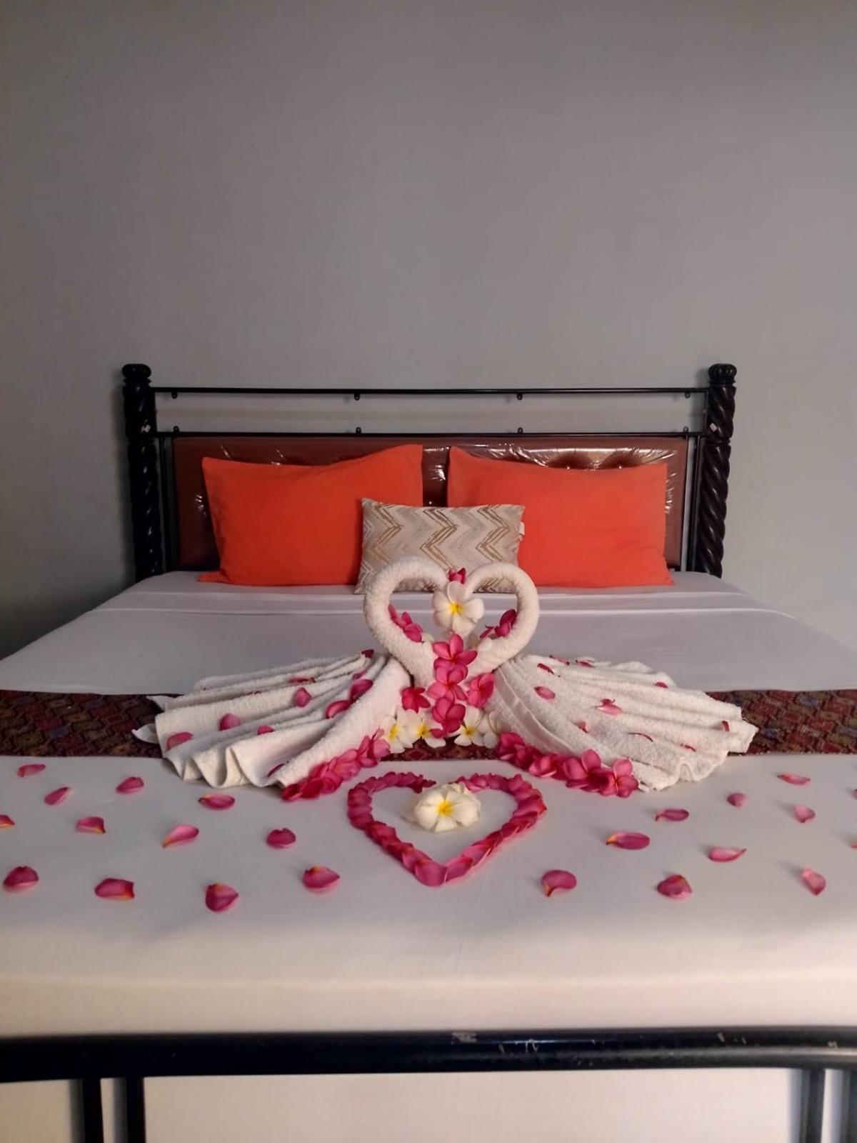 Pineapple Guest House Gili Air Extérieur photo